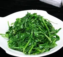 Stir-fried Sweet Potato Leaves