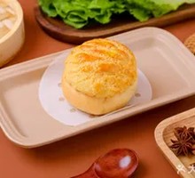 Freshly Baked Pineapple Bun