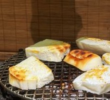 Steamed bun slices