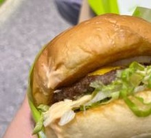 Signature Angus Beef Burger