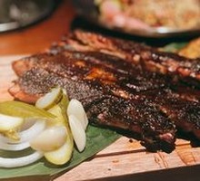 Dezhou Honey Glazed Pork Ribs