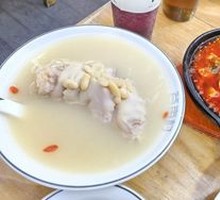Herbal Pig Trotter Stew