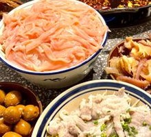 Farmhouse Sliding Meat