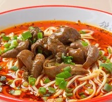Spicy Braised Intestine Noodles