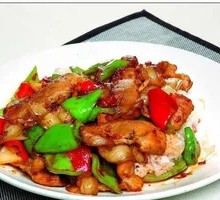 Green Pepper Spicy Pork Rice Bowl