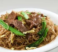 鸡蛋牛肉炒米粉