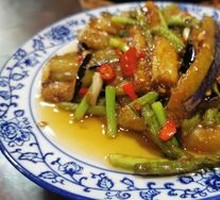 Eggplant and Green Bean Stir-fry