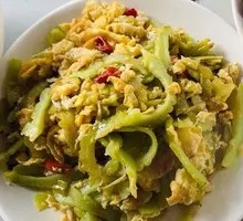 Bitter Melon with Eggs