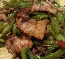 Spicy Chicken with Chili Peppers
