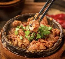 Steamed Pork Intestines with Rice Flour