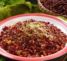 Spicy Chicken with Chili
