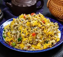 Bamboo Shoots and Pork Stir-Fried Fried Rice