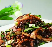 Salted Vegetable and Garlic Shoots Sichuan Pork