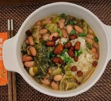 Guizhou Special Pickled Vegetable and Corn Rice Soup (with Minced Meat, Pork Crispy Sausage)