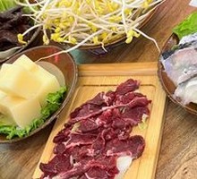 Fresh-cut Wagyu Strip