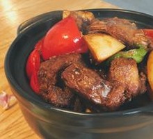 Braised Lamb with Red Sauce