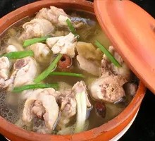 Yunnan Steam Pot Chicken