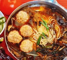 Sour Cabbage Pork Ball Rice Noodles