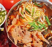 Sour Cabbage Pork Liver Noodles