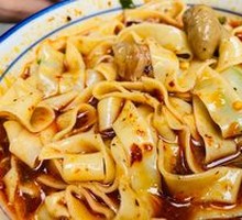 Hou's Wide Noodles
