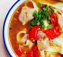 Sour Spicy Pig's Trotter Noodles