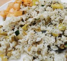Pickled Pepper Sour Cabbage and Shredded Pork Fried Rice