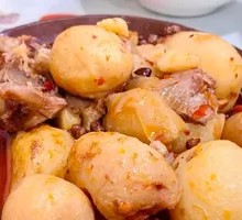 Stewed Pork Ribs with Potatoes