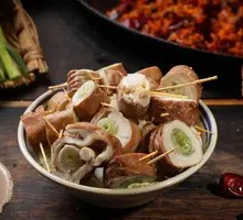 Scallion-flavored Braised Intestines