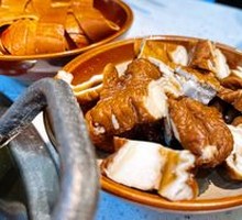 Braised Pork Intestines