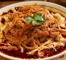 Spicy Garlic Tripe Daoxiao Noodles