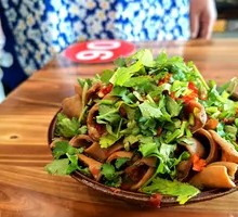 Bàwáng Chicken Offal