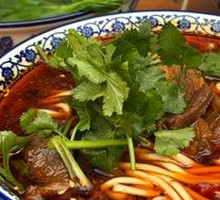 Hot Pot Beef Noodles