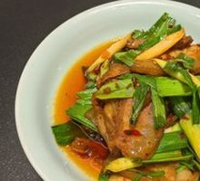 Red Apricot Twice-Cooked Pork