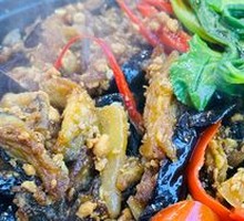 Eggplant and Minced Pork Clay Pot Rice