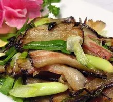 Old Preserved Pork Stir-fry