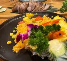 Happy Thai Pineapple Fried Rice