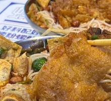 Bullish Pork Trotter Luosifen
