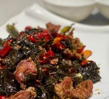 Tea-Smoked Pigeon Legs