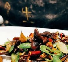 Spicy Stir-fried Fragrant Mushrooms