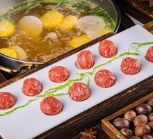 Handcrafted Fresh Beef Meatballs