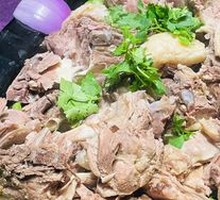 Hand-grabbed Meat