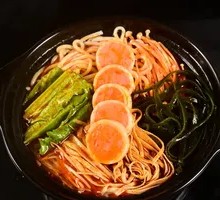 Dragon and Phoenix Rice Noodles