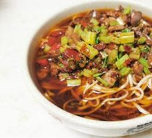 Sichuan-style Pepper Chicken Offal Noodles