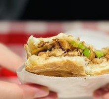 Crispy Pastry Meat Sandwich