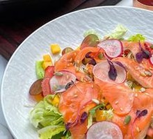 Smoked Salmon Salad