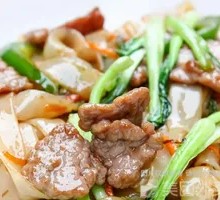 Spicy Pork Fried Rice Noodles