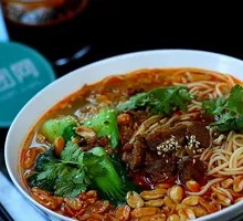 Braised Pork Knife-Shaved Noodles