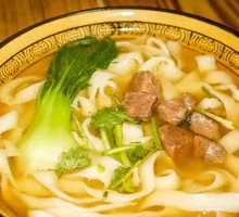 Fatty Intestine Knife-Sliced Noodles