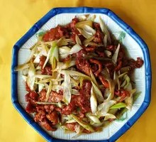 Scallion Stir-Fried Donkey Meat