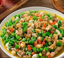 Dry-Fried Green Pepper Chicken